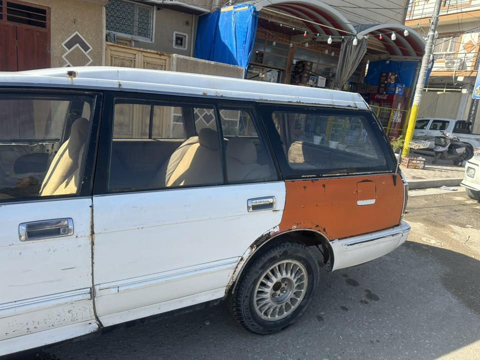 موديل ٨٨ محرك نظيف كير هم زين حداديه زينه كهربائيه شغاله 
رقم بغداد سعر ١٨ وبيه مجال مكان كربلاء ***********
