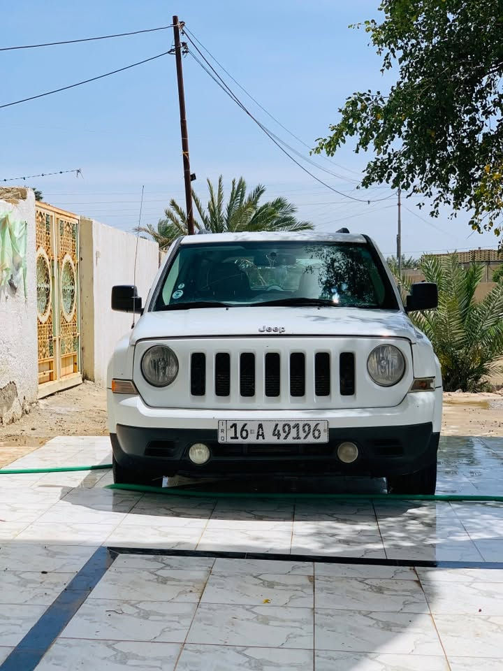 جيب باتريوت للبيع أو امراوس حسب القناعه
موديل ٢٠١٦ 

محرك ٢٤٠٠   أربعه سلندر مكفول لا تنقيص ولا تبخير 

جاهزه حداديه كير محرك تخم تاير 

وارد أمريكي ضربته جاملغ وبنيد 

والباقي مكفول 

تحكمات استريت جهتين 

شاشه أندرويد لمس 

مانع انزلاق 

مثبت سرعه 

مشروع وطني رقم إنكليزي تحويل مباشر 

مكاني ناصريه شطره 

السعر اتصل على الرقم ***********
