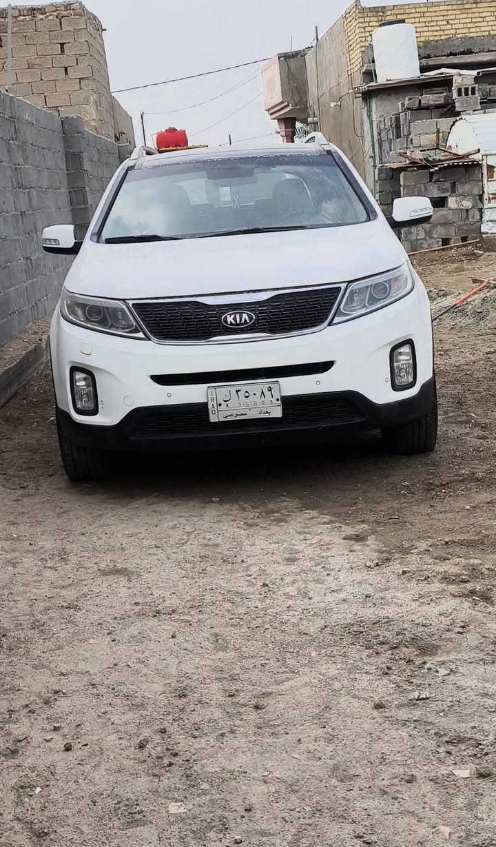 سونتور 2015
6سلندر سبعه راكب تبريد 3قطع بصمه ابواب بصمه تشغيل بانوراما شاشه حجم كبير اشاير بلمري مقاعد جلد فور ويل 
رقم الهاتف: ***********
المكان بابل
