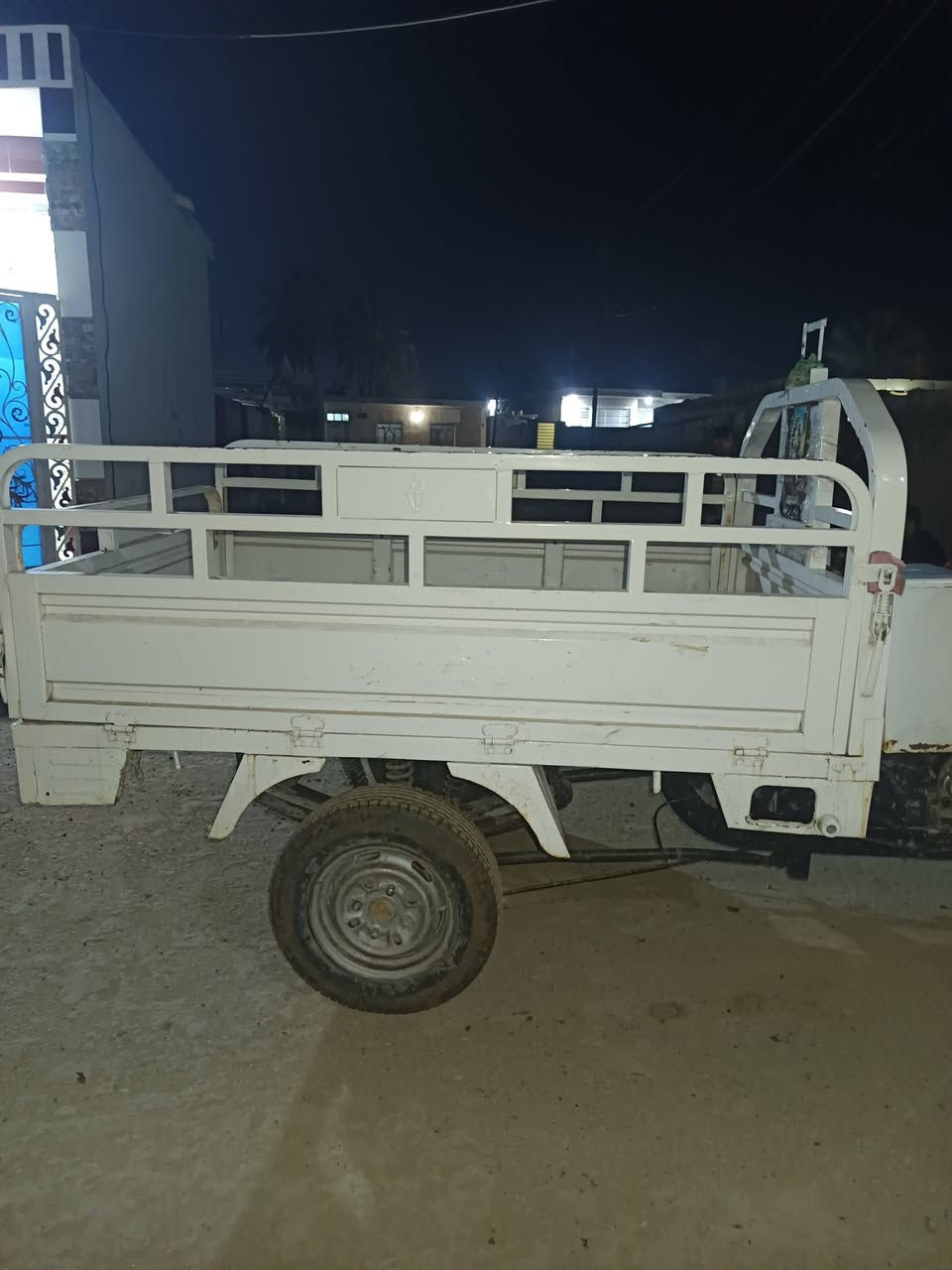 السلام عليكم ستوته للبيع رقم انكليزي صقر فحل موديل 2019
***********

*********** مكلف بل نشر
