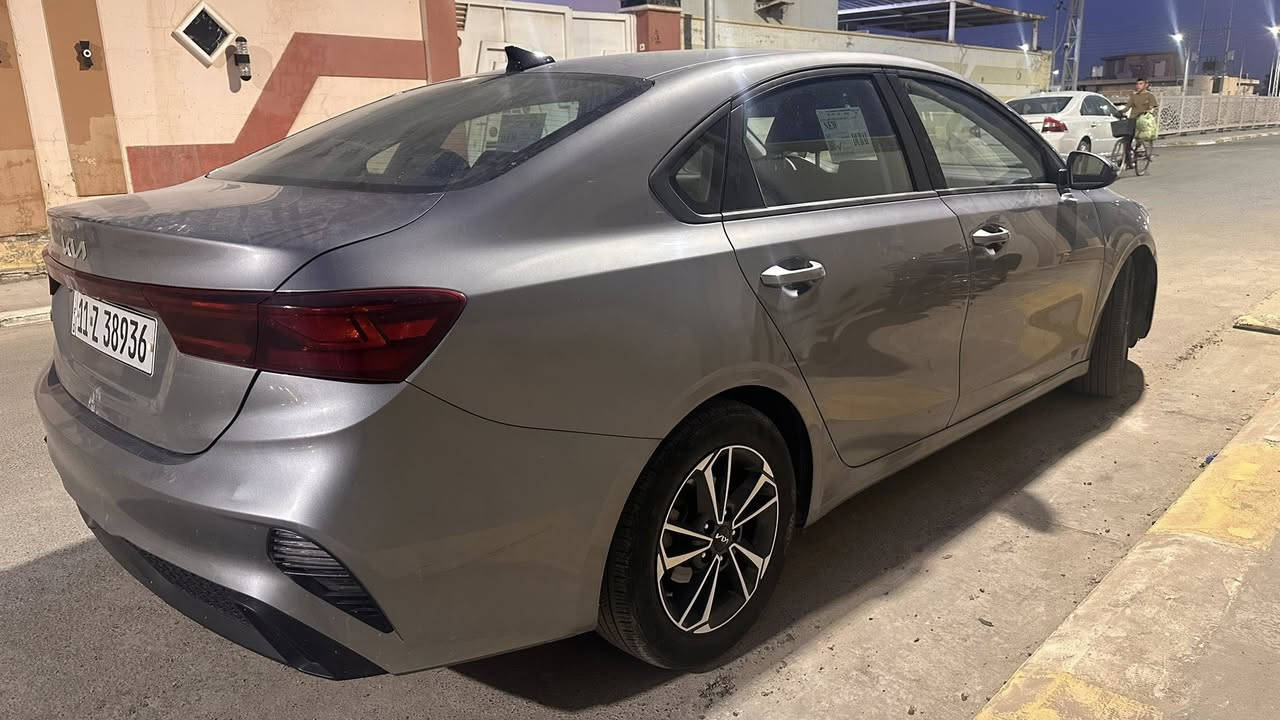 سلام عليكم
للبيع كيا فورتي موديل 2024رقم بغداد 
وارد امريكي: حادث جاملغ وطرف البنيد بدون ضرر داخلي رقم الشاصي موجود بالصور 8KPF24AD7RE696499
مواصفات معروفه 
مثبت سرعه 
خروج عن المسار 
قيادة ذاتيه 
رادار امامي خلفي 
شاشه كبيره 
تحكم استيرن جهتين 
لايت زنون 
ماشيه 60 الف 
حجم المحرك 2000 دوش مكفول 
مــكــان-ســياره- الفلوجة ومتواجد ببغداد  
الـــسعر 158 قفل  
الاستفسار اكثر 
***********
