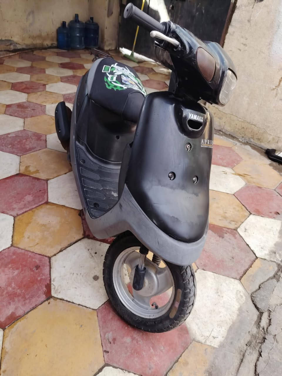 السلام عليكم بطه للبيع كهربائياته كله شغاله عوزه باتري 250 هذه رقمي ***********
