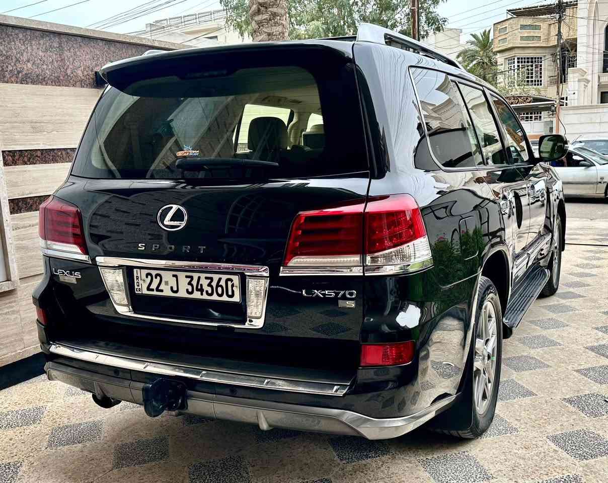 لكزس LX 570  سبورت مۆدیل 2014 خليجي
فول مواصفات  حيل جديدة مكفوله عدى بارد بسيط
مواصفات السيارة 
محرك 8 سلندر
المسافة ١٦١ الف كيلو.
سقف سلايد ، كشن جلد  داخل بيجي شاشات ديفيدي 3 ، 
كشنات تدفئه وتبريد  حتى كشنات خلفي كهربائي .
خمس كامرات ، رادار  مسار شارع  ، دبل جوب كهربائي  . 
دبل اكسل ، مانع تزحلق ، حساسات امامي والخلفي  . 
مرايات كهربائي  ، كشنات خزن وميموري ، لايتات زينون بلاد ، 
مع كثير من مواصفات اخری 
باسمي تحويل مباشر
السيارة من الدعاميه للدعاميه مابيها دينار مصرف 
كلها باقية على وضع الشركة 

السعر 375$

العنوان : بغداد السيدية

للاستفسار ***********
