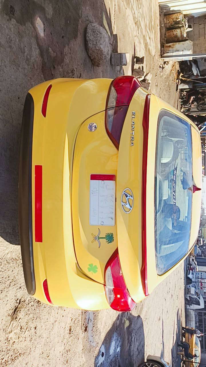 السلام عليكم النترا موديل 15 حادثه شاملغ وبنيد ماكينه 1800 سعره 100
رقم الاتصال ***********
