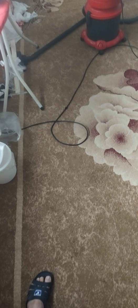 زولي مستعمل حجم 3*4 نظيفة 
بدون حرق وبدون شك ..تركي الصنع
الهاتف *********** أربيل, العراق
