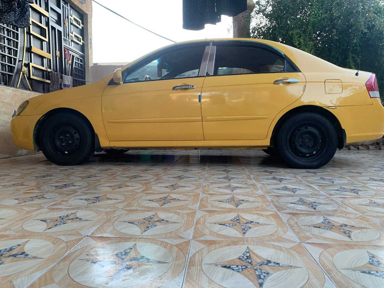 سلام عليكم سبكتره 2008 امريكي سياره جاهزه من كلشي كير محرك حداديه تبريد ثليج تخم تايرات رقم كربلاء بسمي سعر 75 وبيه مجال توصل ع رقم ***********
