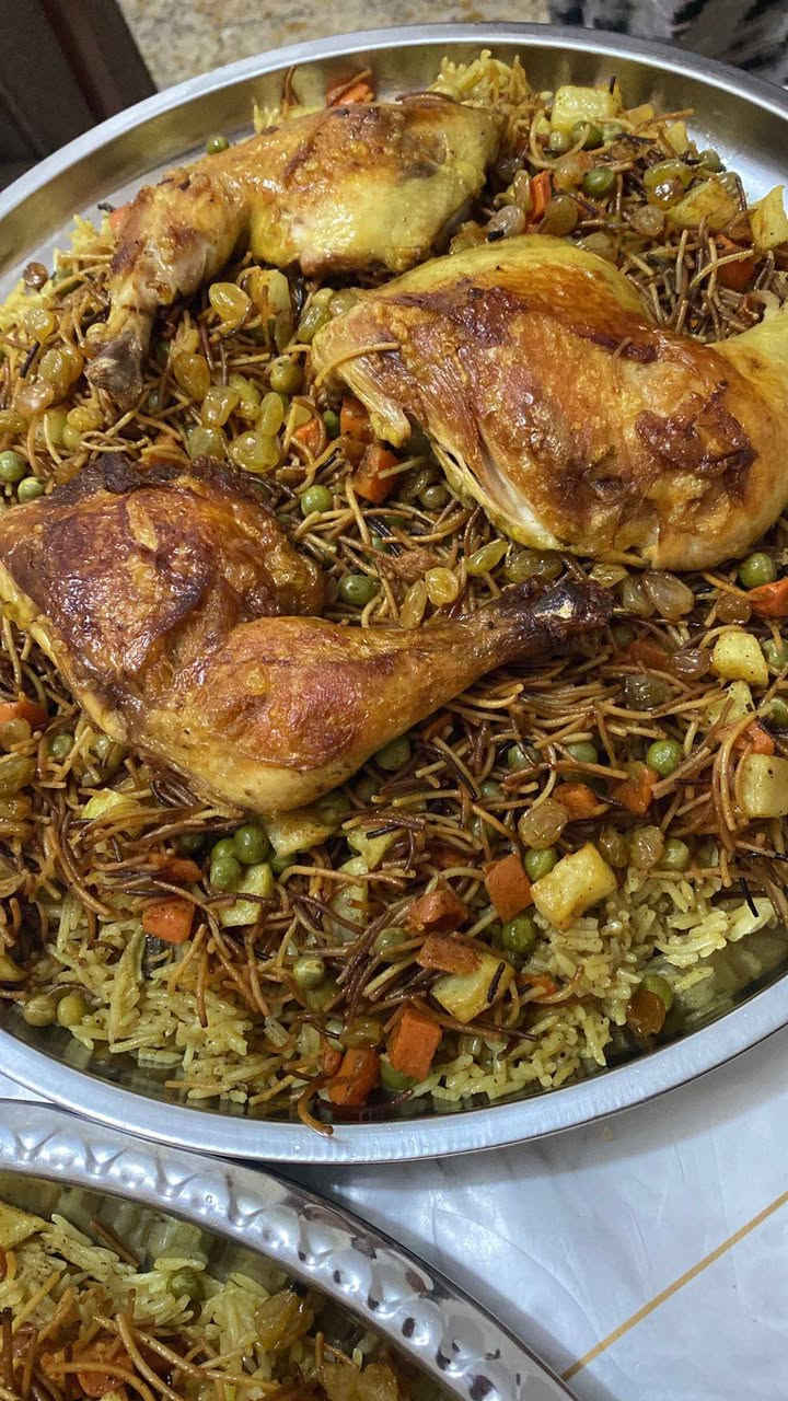 السلام عليكم تجهيز صواني حسب الطلب والحجز قبل يوم  العنوان الانتصار /شارع ٢٥ للاستفسار  على رقم *********** بي واتساب
