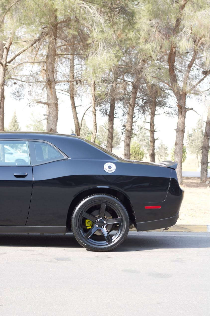 challenger 2023 
sxt 
نمونە لە تازەی تەنها ٢ پارچەی پەمپە بێ ناو بێ ئیرباگ 
بەسمە 
شاشە و کامیرا 
تحدید سورعە 
سەیارە بێ شوخت لۆک لۆکە 
تەنها ٥٨ مایل رۆیشتووە 
هەموو شتی بەشەرت 
رقم شاصی 2C3CDZAGXPH526115
سعر ٢٢٠ گەڵا 
*********** السليمانية, العراق
