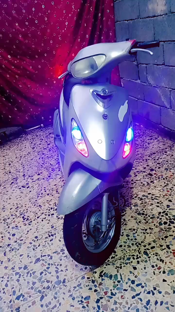 سلام عليكم ماكس منغولي للبيع المكينه بلادي 49 ختم واحد الكفرات كله بلادي بس سلف تجاري سعر 500 وبيه مجال استفسار *********** وتساب فقط
