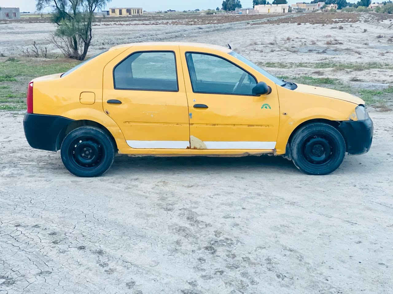 سلام عليكم للبيع رينو مديل 2009 محرك كير  شواصي كفاله كهربايات شقاله 
 حداديه جديده 
 رقم بقداد 
مشروع وطني مداور ثاني يوم مكاني سماوى قضاء الخضر 
سياره نضيفه احله من صوره 
 سعر 25 وبيها مجال بصيط 
تصل***********
