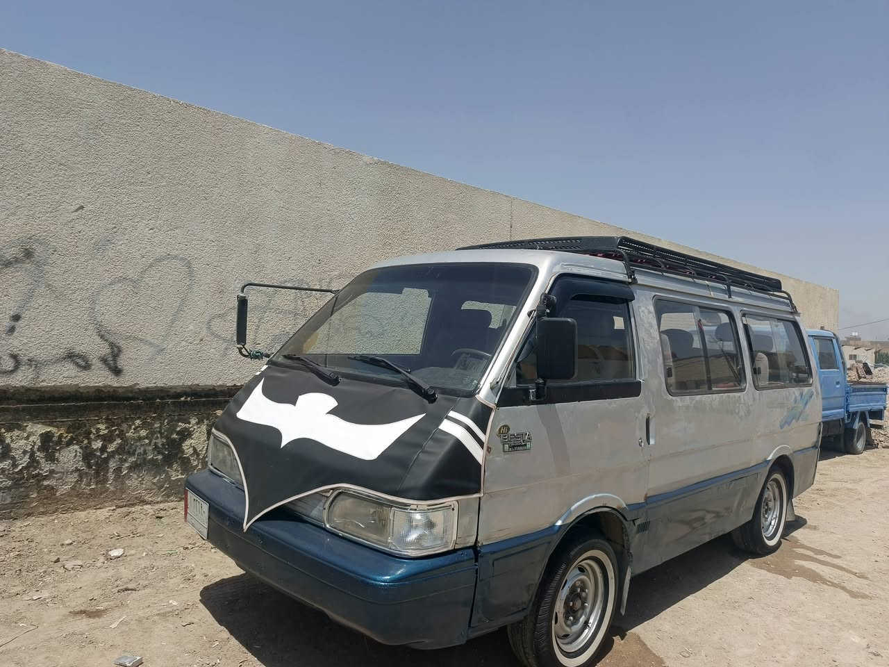 السلام عليكم سياره كيا للبيع مكينه حداديه جديدات كهربائياته كلها شغاله الثانويه 27 شواصيها كفاله سياره كفاره من صبغ السعر 35 وبيها مجال مكان بابل القاسم***********
