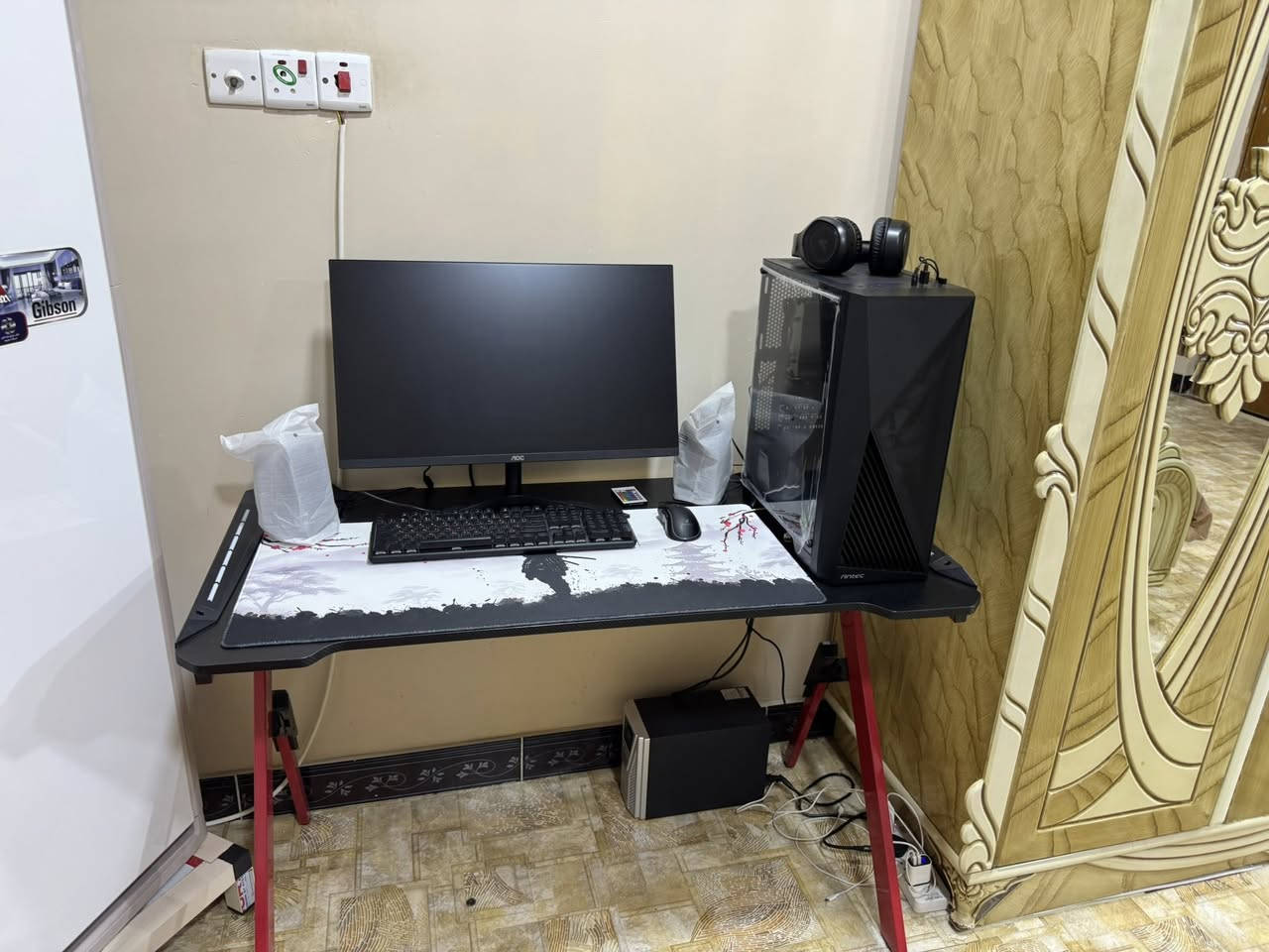 السلام عليكم pc للبيع كامل والكامل اللّٰه
المواصفات :
H610
15 12
Ram 16 1x16 rgb 3600
RTX 4060
P.S 650
FAN RGB 3 كيس
M.2 1t Lexer
مع شاشه مع ميز كيمنك وماوس باد Aoc 100 hz 27 ing
وسماعات خراجيه ريددراكون
وكيبورد hb كيمنك ميكانيك مع ماوس
ubs 1 Kvg
اونلاين
السعر ما اعرف لان صارلي هواي ما طاب عله الفيس اليي تخدمه يراسلني واتساب أو خاص ويطي سعر بل يرضي اللّه
الرقم ***********
أدمن ❤️
