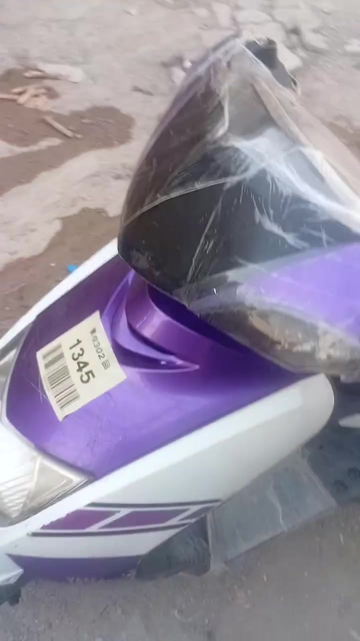 السلام عليكم دراجه سكنس نثيه للبيع الدراجه خير من الله بلواقع احله من الصور ترايك لمكه دراجه نضيفه قفل جنطه قفل ستيرن اشاير لايت عالي ناصي (السعر)600وبيها مجال المكان بغداد مدينه الصدر رقم الهاتف *********** متواجد ماسنجر

