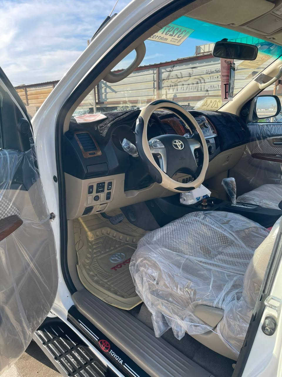 السلام عليكم تيوتا فورشنل خليجي باسمي 2014 محرك 4 سلندر سونارهابالصور السعر 158 مجال قليل مكاني البصره ***********
