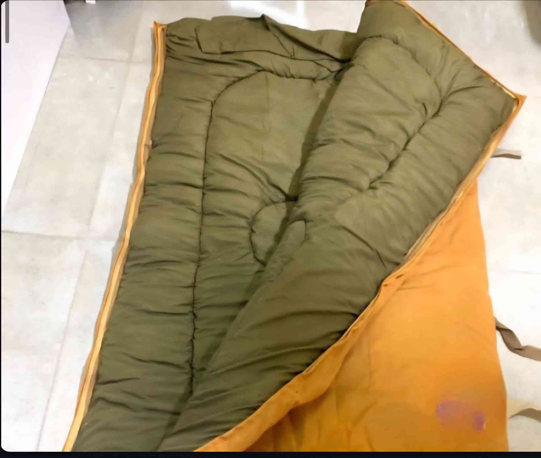 سليب باك تنزاني جديد
الخارج طبقة قوية مقاومة للرطوبه و الرمال 
الداخل ديباج
القياس 2 × 1.25 م
الوزن ٧ كيلو


**إذا كنت صاحب هذا الإعلان وتريد حذفه لأي سبب، رجاءا أرسل رسالة إلى الدعم الفني**