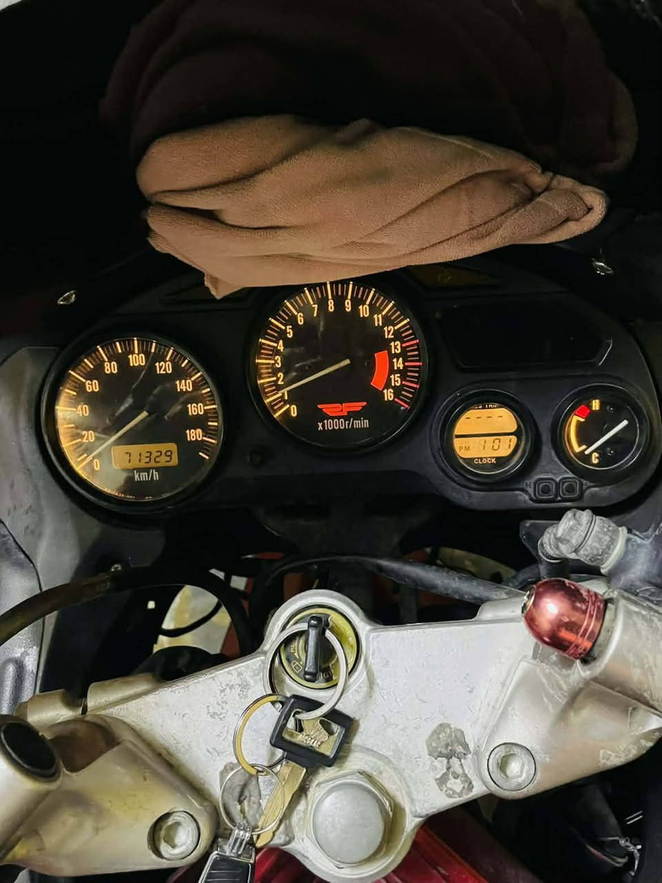 سڵاوی خوا لەهەموو لایەک
SUZUKI RF 400 
مەکینەی کەپسە کارابایی هەمووی مەزبووتە
ڕۆندانی نیە سەوتی تیانیە سەرف ناکات 
مەزبووت یەک سلف ئیشەکات بێسەرئێشە 
بەشەرتی هەمووشتێ نرخیشی 13گەڵا 
شوێن دەربەندیخان بەس تخوا ئەگەر موشتەری نی سەرمان مەئێشێنە
هیمن نیە ئەوەخاوەنیەتی👈 Alan Adnan  
لەسەر ئیزنی ئەدمین ❤


**إذا كنت صاحب هذا الإعلان وتريد حذفه لأي سبب، رجاءا أرسل رسالة إلى الدعم الفني**