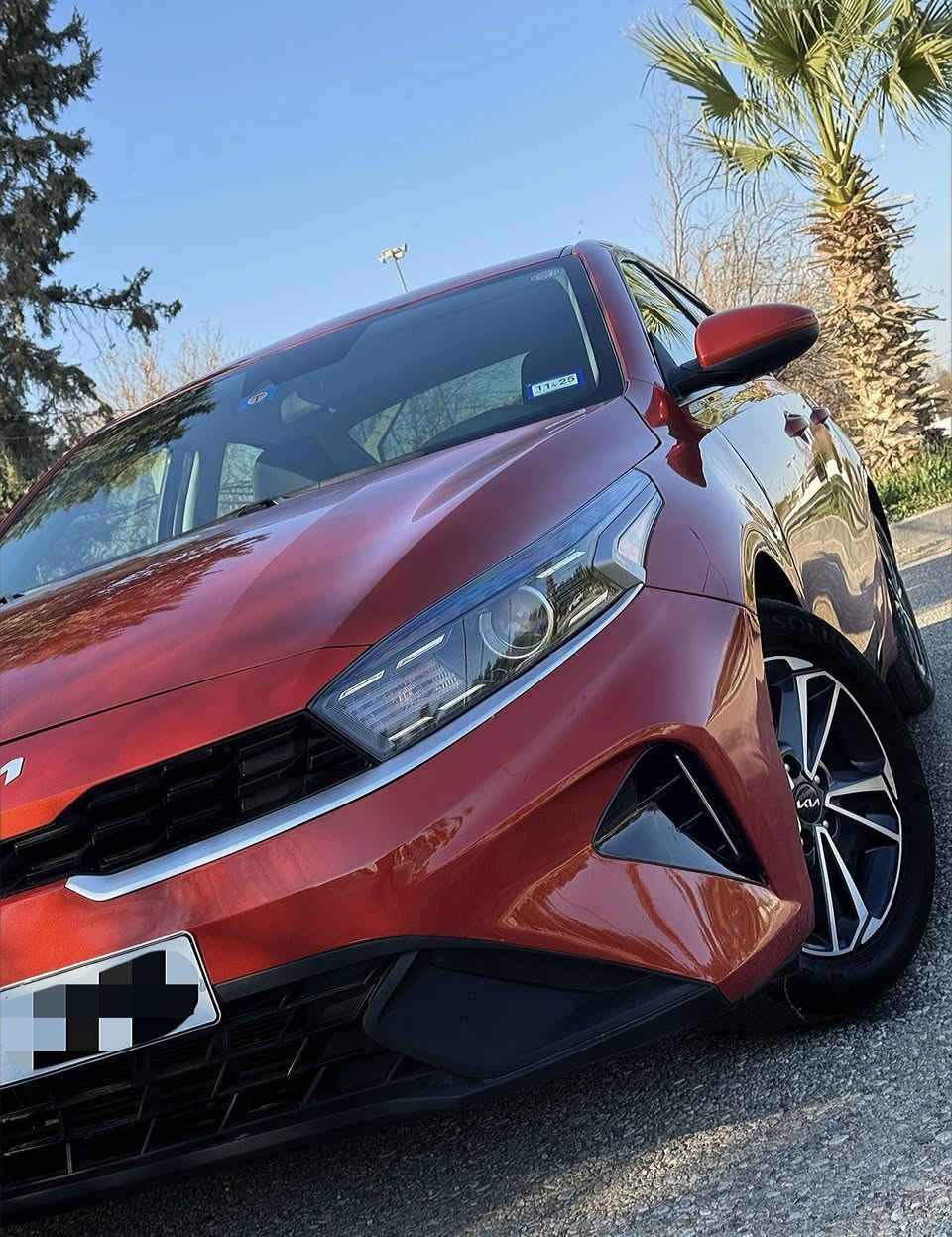 سلام عليكم للبيع
فورتي رقم اربيل 
موديل 2024
ماشي 23 الف
محرك 2000 دوش المرغوب
موصفات  LX
شاشه كبيره
كاميرا  وكاربلي
رادارات اماميه وجانبيه
تحديد سرعة وتحديد مسار
 3 انضمه قيادة 
ويل كروم
سياره جديده وضرر بابين صبغ فقط 
بدون دواخل
وسعر  149 ورقة 
***********
