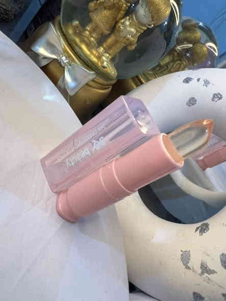 متوفر مكياج ماستر كوالتي عالي للحجز واتساب والي تحب متوفر تليكرام الي تحب اضيفها
***********
