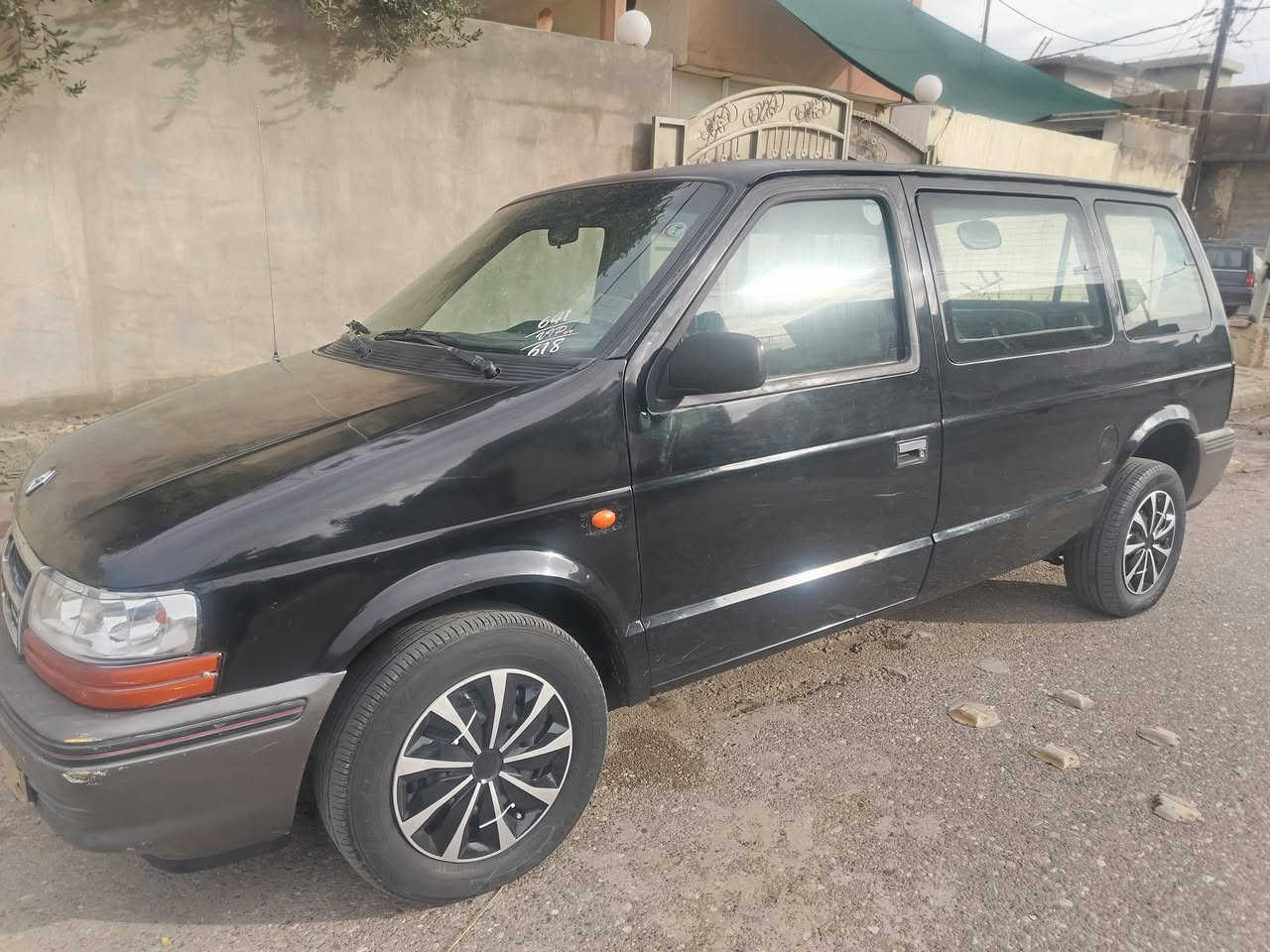 السلام عليكم كلايزر موديل ١٩٩٣ رقم كركوك مشروع وطني سياره بدون دعم بدون حادث  جاهزه بدون نواقص كير محرك صدر كير ومحرك كامري اوتو بشرط لاصرف لابخار لاصوت  ترايك وين مايعجبك بيها كم مكان رش فقط السياره احلى من الصور العنوان كركوك السعر ٤٧ بيها مجال شراي اتصل
***********
