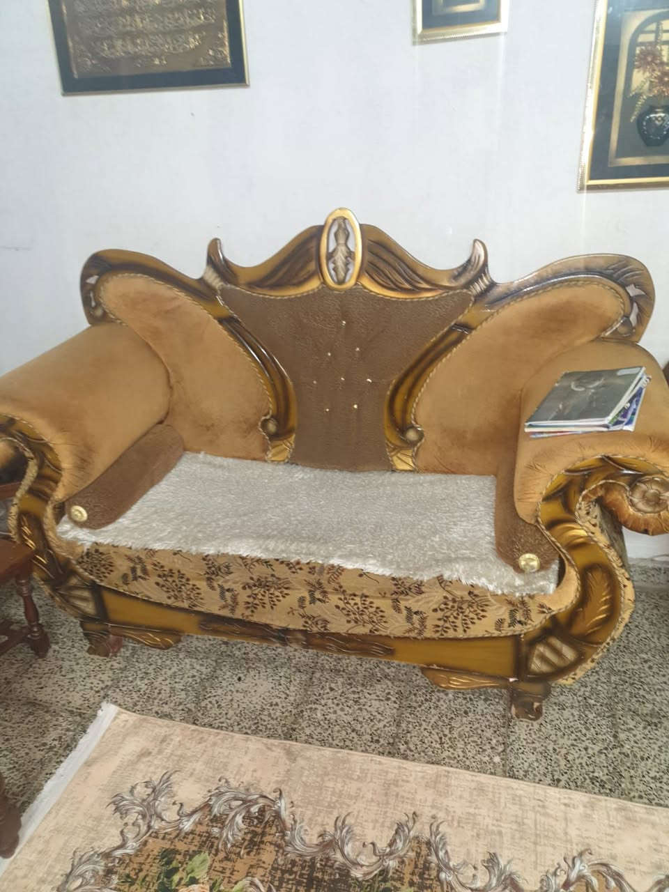 تخم 9 مقاعد 220 بي مجال بغداد غزاليه 
كلش قوي ثكيل درجى اولى اي ستفسار اتصال 
***********
