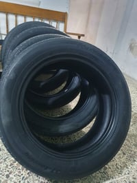 موجود تايرات عدد أربعه صيني أوربي اثنين بيهن ركعه واثنين مابيهن اي شيء...