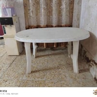 طاولة • للبيع