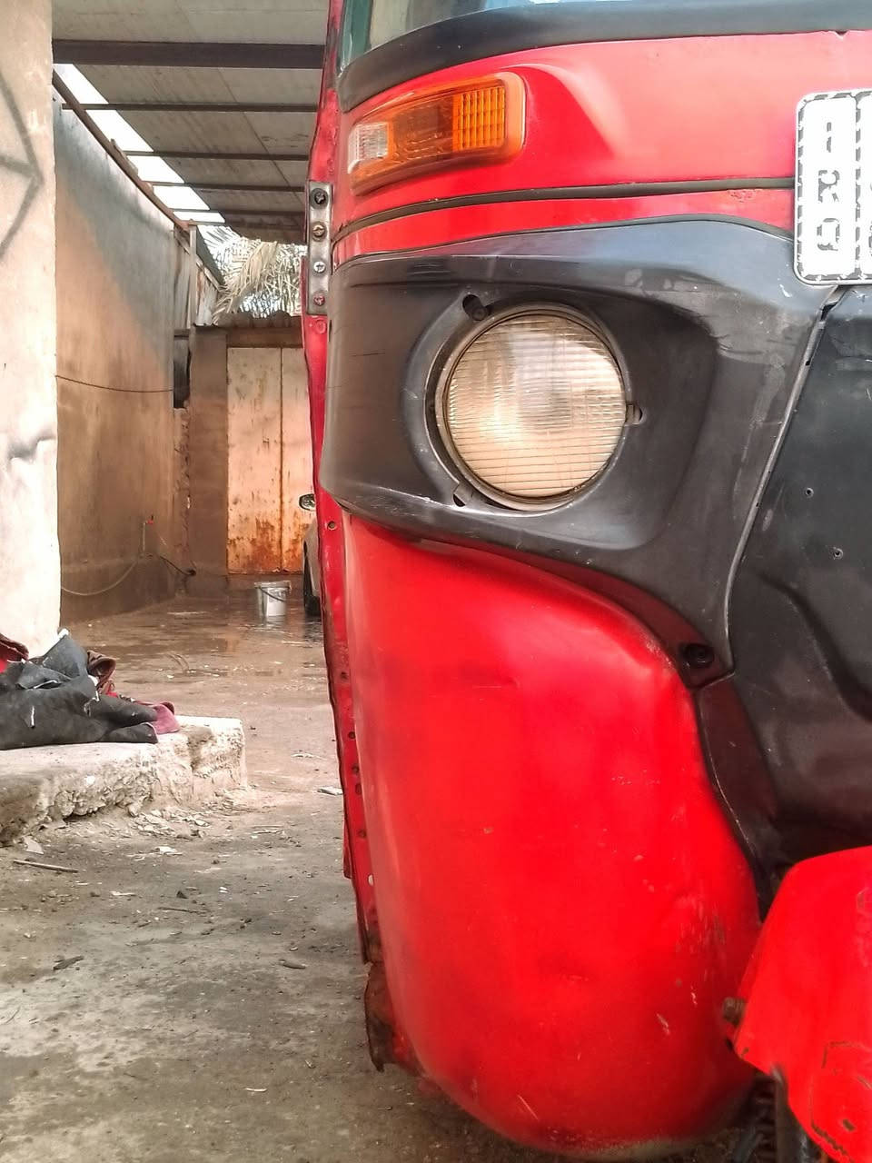 اللهم صل ع محمد وال محمد جمعة مباركه ع الجميع/ السلام عليكم تكتك باجاج للبيع رقم  سنوية بأسمي تحويل ثاني يوم موديل20 المكينه الكير لا تنقيص لا تبخير البدي بي ضربات كلش بسيطه وحده يم بك لايت الايسر والغد ضربات بي الأيمنى كهربائيات كلها شغاله سلف جديد شخاطه تايرات جوبلس وايرات البك كلج ونمر كلهم جديده مسجل شغال خياسات ملكوطه جوانب نقصها كلجات عنبار رئيسي هذن يوكع فلوسهن من السعر مكاني البصرة الهارثه السعر 5 وربع بيها مجال حك الجيه وهذا رقمي واتساب *********** ((ملاحظة يولد ميعجبه السعر أو تكتك لا يكسر بحلال العالم سوك كلشي بي وآني بخدمتكم))
