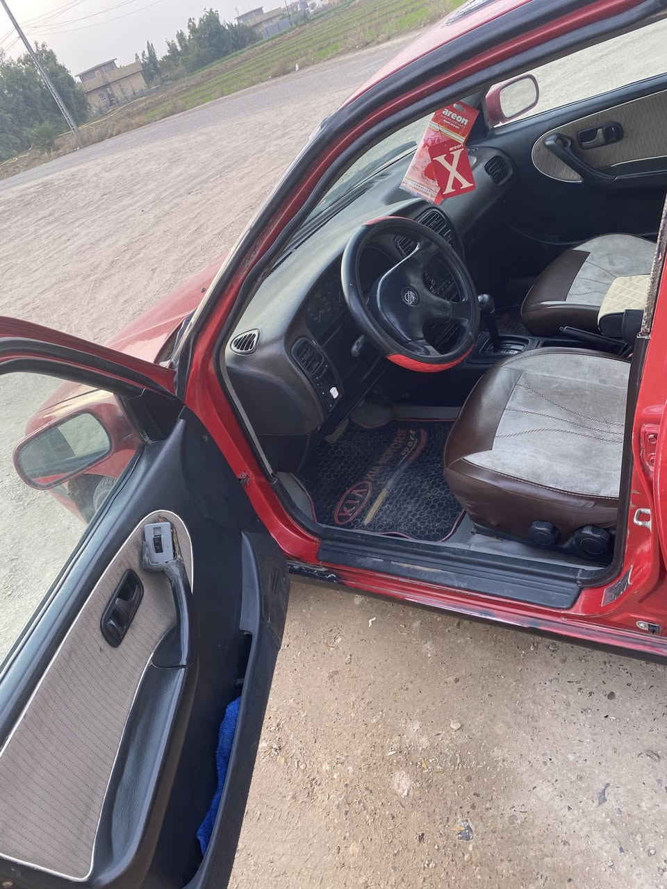 السلام عليكم للبيع نيسان بريميرا 1992محرك2000كير اوتو
رقم بغداد بأسمي السعر 42 وبيه مجال
للأستفسار  اتصل***********
