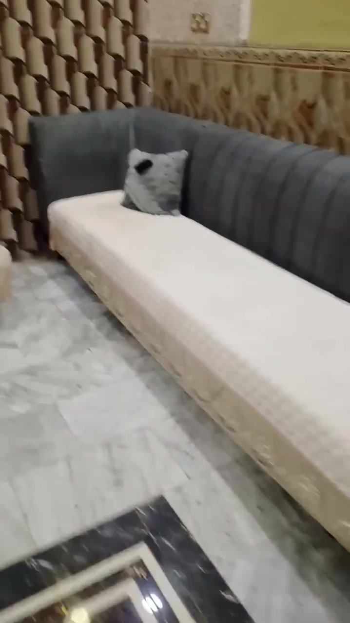 ديوان جديد لبيع السعر خاص


**إذا كنت صاحب هذا الإعلان وتريد حذفه لأي سبب، رجاءا أرسل رسالة إلى الدعم الفني**