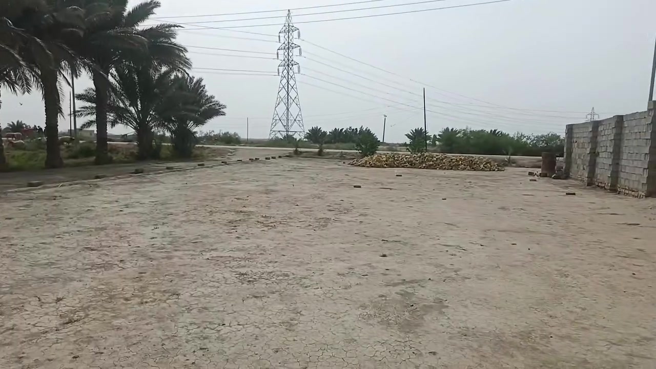 السلام عليكم ارض زراعيه للبيع الديوانيه قضاء السنيه تبعد 6 كيلو عن مركز السنيه طريق الساده ال معله مباشرة ع شارع كافه الخدمات ماء اساله وتبليط  قانون 117 مساحتها  7 دونم مع  بيت 300م طابوق  بنيان جديد عكاده (غرفتين  وصاله واستقبال) معه حقل حلال معه مضخة ماء 
الإتصال ع الرقم 
***********
