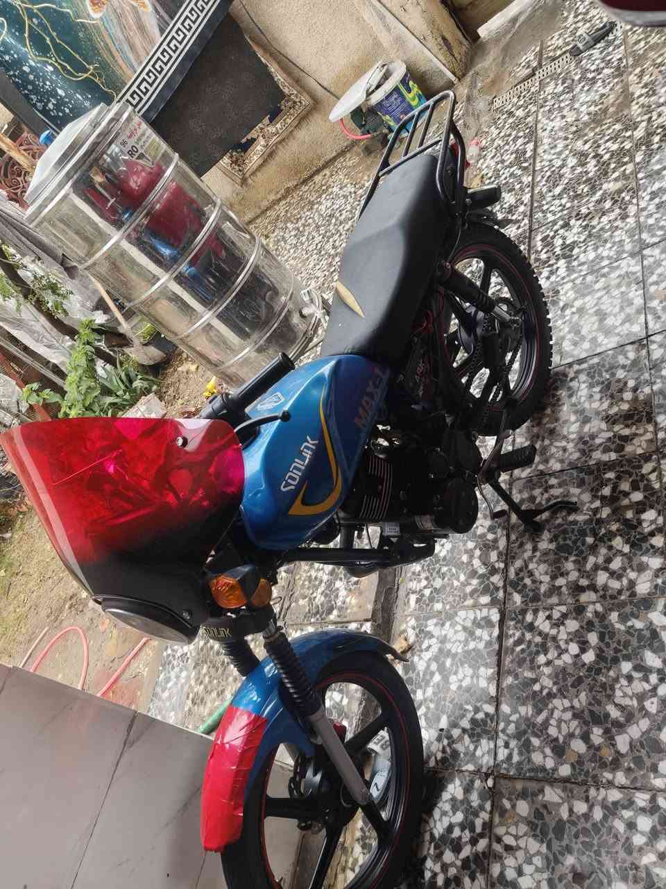 سلام وعليكم سونك ماكس موديل 2024 اوراق
منفيز فقط نقص بيها اصفاح وقبق زنجيل فقط مكينه حلوه ومكفوله
بغداد الكماليه
*********** متوفر واتساب
