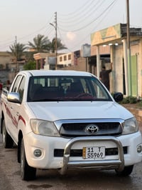 هايلوكس • ٢٠١١ • رقم بغداد