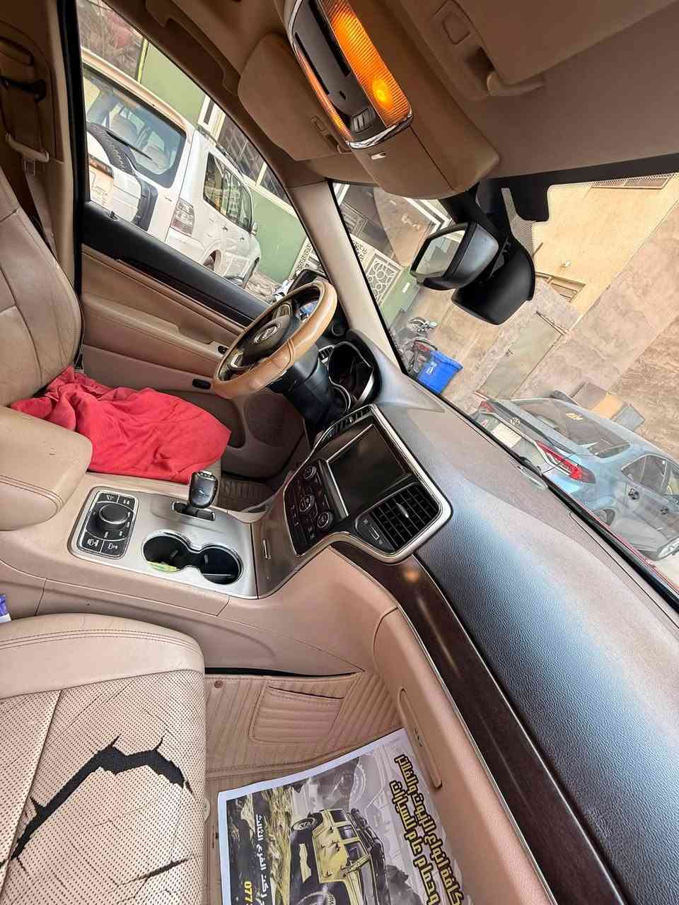 🚘 للبيع | Jeep Grand Cherokee 2014 خليجي 🇬🇧🔥
✨ مواصفات خليجية مميزة:
✅ كرسي كهربائي
✅ فتحة سقف
✅ جنطة كهربائية
✅ بصمة أبواب
✅ بصمة تشغيل
✅ وباقي المواصفات الخليجية المعروفة

🛠️ ملاحظات السيارة:
✔️ بيها بارد خفيف فقط
✔️ حدادية وصدر مكينة جاهزة
✔️ السيارة كاملة من كل شيء وجاهزة للاستخدام

💰 السعر: 190 ورقة (قابل للتفاوض بالمعقول)

📍 الموقع: بغداد
📞 للاتصال: ***********

🔥 سيارة نظيفة وجاهزة، فرصة للجادين فقط.
