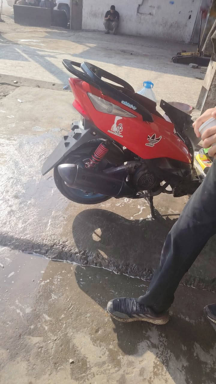 دراجه ماكس ثعلب جفاتتهه كلشي بيهه جديد وره فتره طفت قفلهه200غيرهه مابيع مكاني بغداد الجديده ***********
