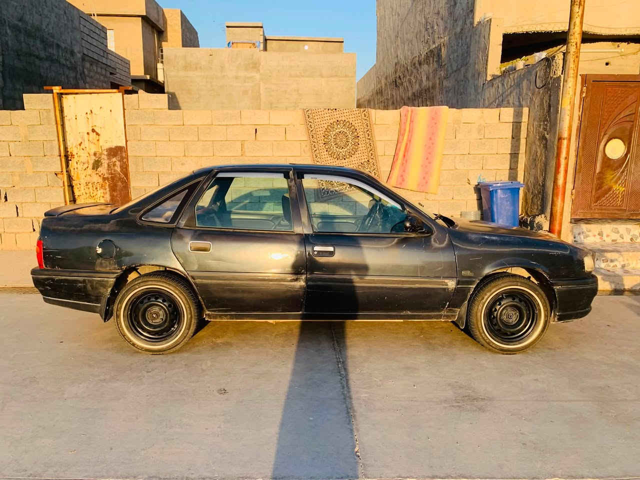 فكتره لبيع موديل 1991 رقم كركوك مشروع وطني دوالي  بسمي حجم 20 فول. كله شقاله كهربائية تايرات أربعه جدد خط ابيضّ مكان السياره كركوك واحد حزيران رقم الهاتف ***********
