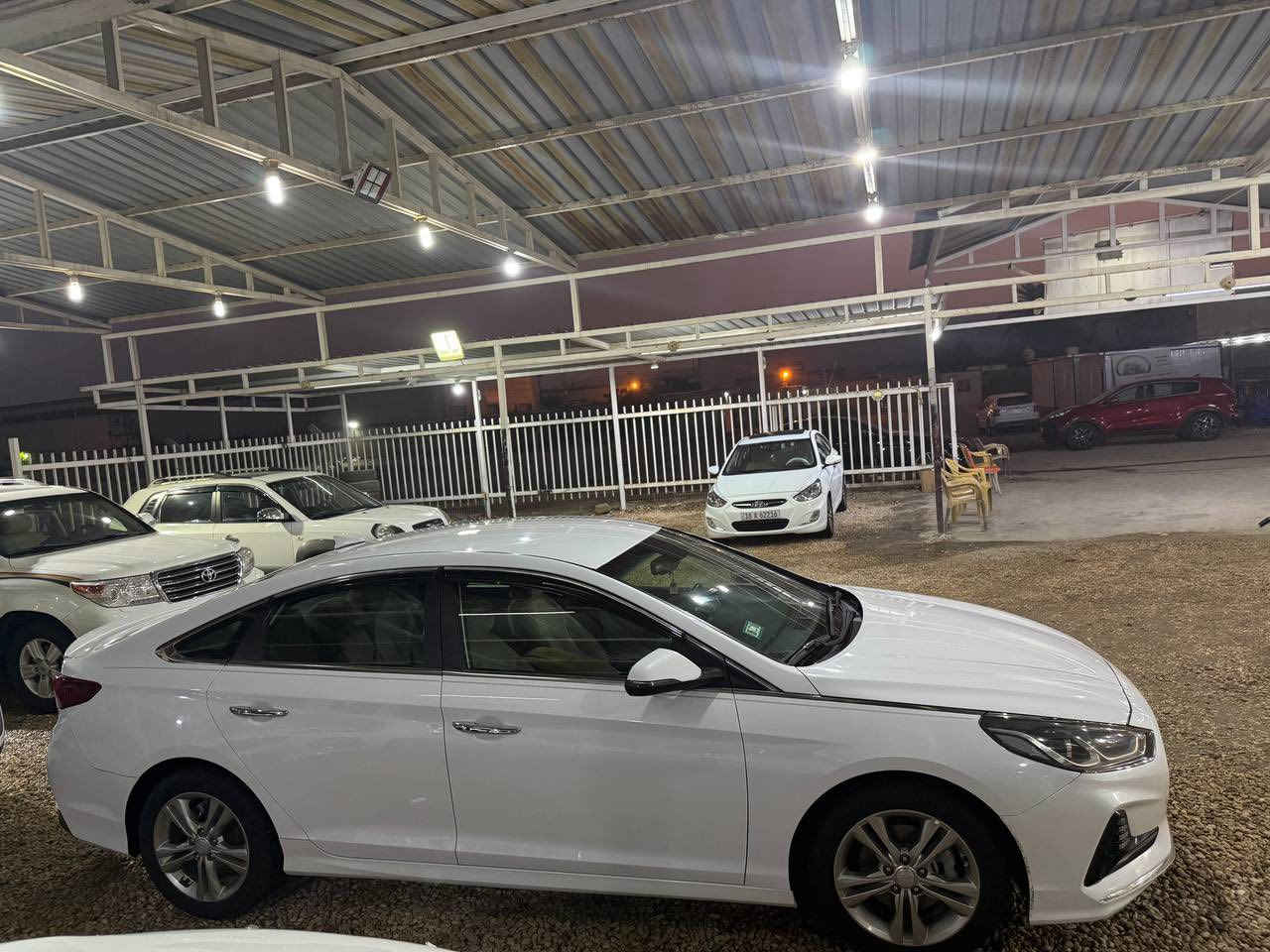 السلام عليكم
سوناتا 2018 امريكي gti
مواصفات عاديه 
بصمه + تدفئه كشنات+ اشاير بلمرئ+ كامره دواره + كشن السايق كهربائي ومعروفه موصفات العادي 
ماشيه 112الف ميل قابل لزياده
ثلاث انظمه قياده
رقم بابل
حادث جاملغ امامي راجع نفسه فقط
السعر 148وبيها مجال 
استفسار ***********
