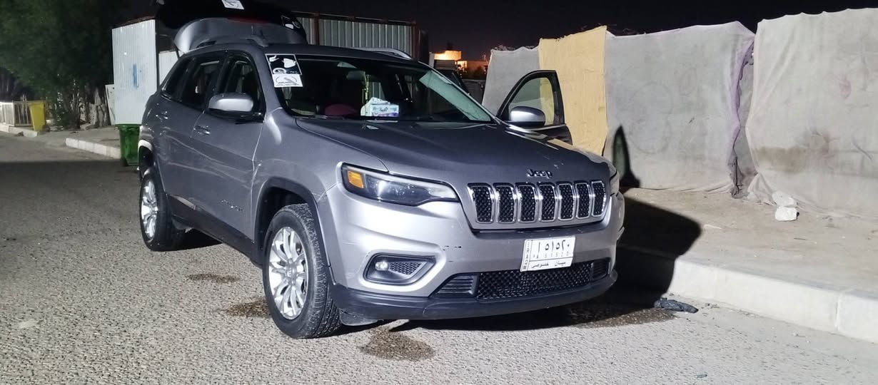 يا الله جيب شيروكي بزون موديل 2019مكفوله سياره جديده وجاهزه بيع او مراوس حسب القناعه الستفسار على رقم ***********
