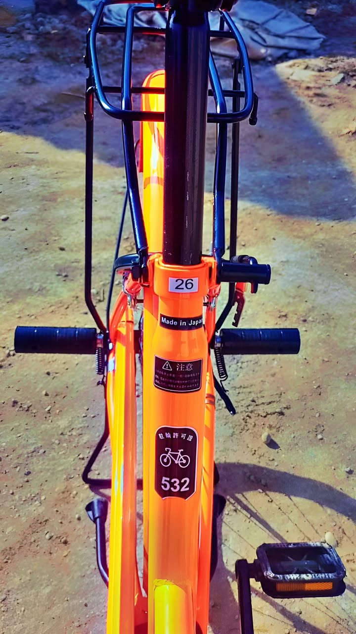 سـلام عـليـكم
بـاسكل لـلبيع نضيف كلش كلش 🎖
لونه برتقالي فاتح 🍊
شركه BDياباني 🇯🇵
كل غراضه موجوده جاملغ كدام موجود 
والله اني ماريد ابيعه بس محتاج افلوسه 🤑
السعر خاص 🧡
لو ادك عليه هاذه رقمي ||***********
