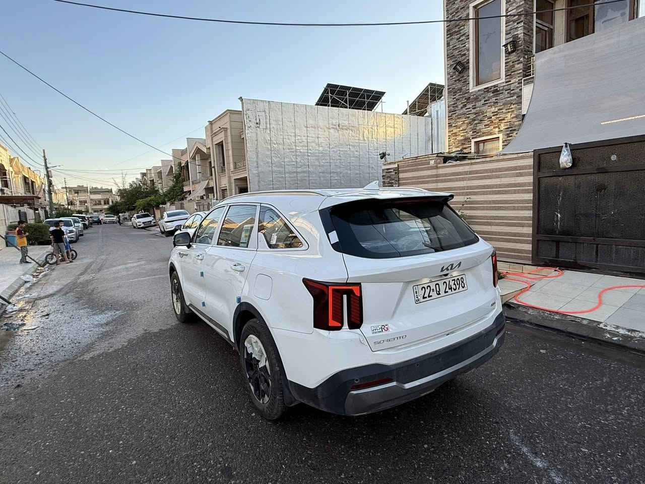 سورنتو 2025 زيرو محرك 2500 ضمان 5 سنوات من شركة كيا 
مواصفات ناقصهة فتحة سقف وجلد
والباقي فول مواصفات شاشة جبيرة 7 راكب
مرقمة اربيل وجاهزة تريد تحويل او تريد وكالة موقع السيارة اربيل 
السعر 282 ورقة بالعراقي 43،150،000
للاتصال ***********
