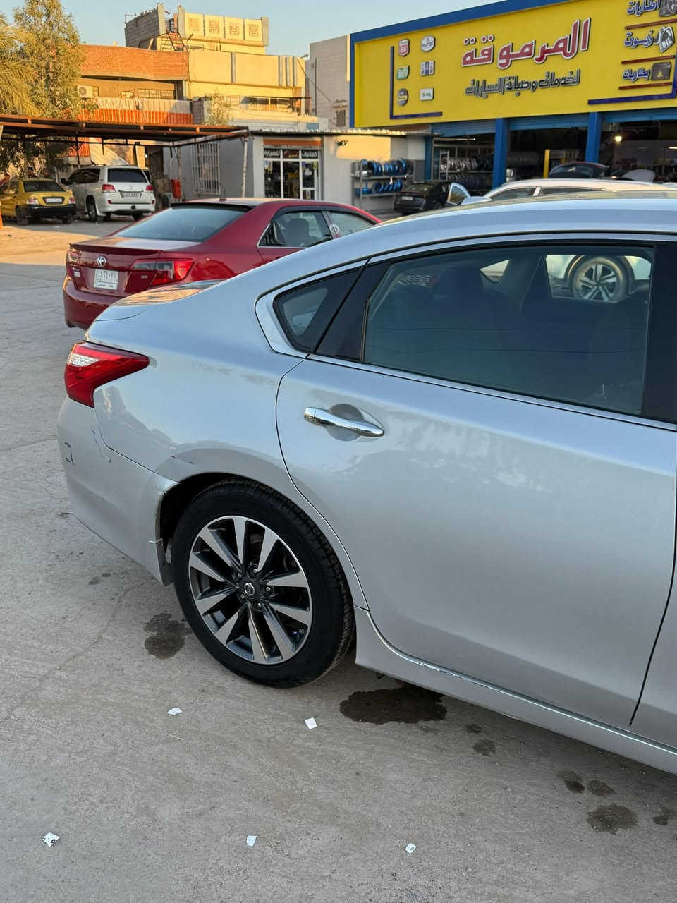 سلام عليكم ❤️
نيسان التيما 2017 ✅
رقم سليمانيه الجديد بـ اسمي السياره✅
تحويل ثاني يوم ✅
فول موصفات  1/1 ✅
قطعتين تبريد 🩶
فتحه⚔️🪬

رادارات ب المري ✅

كير جديد يم الاستاذ فيصل طه✅
+++
براد كير ✅

قطعتين فقط جاملغ وبنيد بدون دواخل ✅
صور الضرر ب المنشور ✅
السعر بـ130 وبيها مجال 
ديالى بعقوبه 
***********
