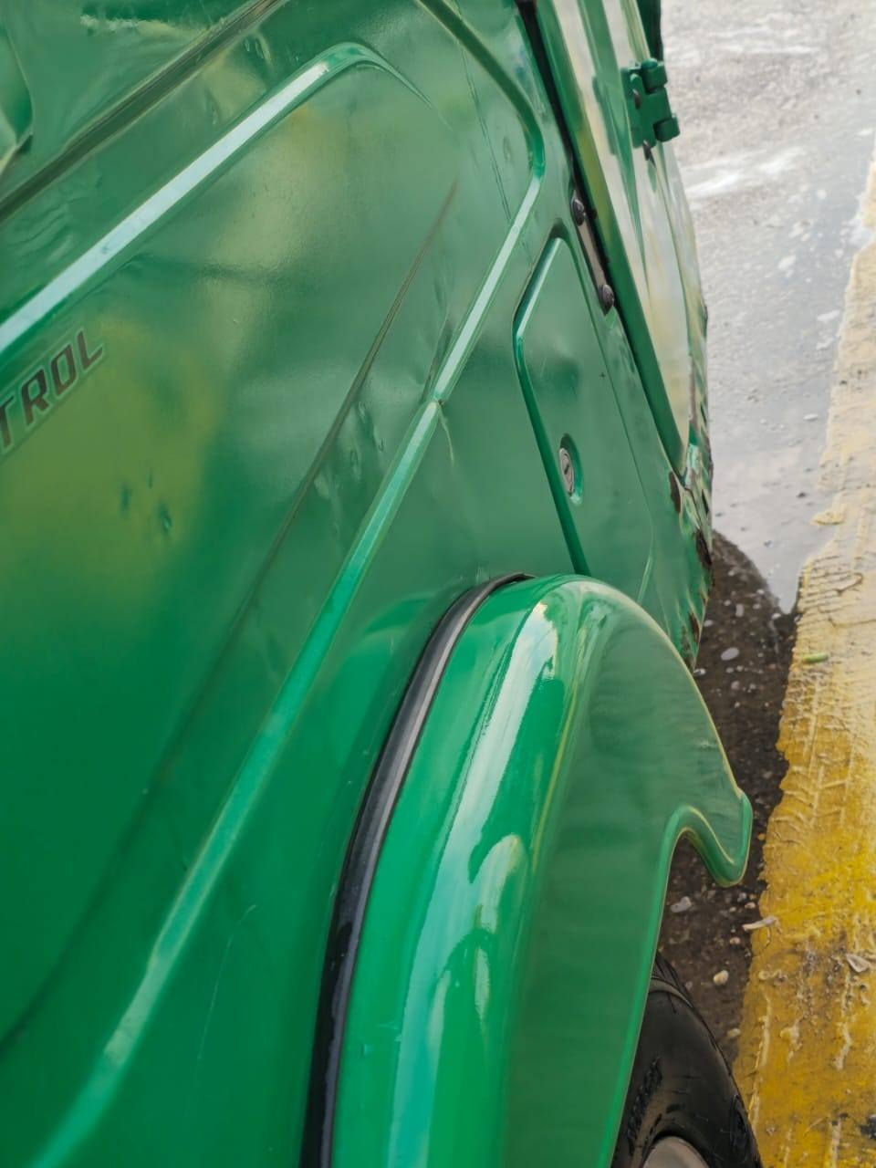 السلام عليكم.تكتك موديل 21 شهر 11 .رقم ذي قار.مكينه مكفوله من تنقيص والكص والتبخير والكشر بيه ضربه بالصفحه وبلغد .مكاني واسط قضاء الحي
سعره (6800) وبيه مجال للشراي. للاستفسار الاتصال (***********)
