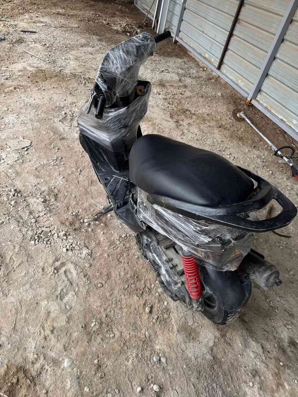 السلام عليكم ثعلب مكينه 58 كور بصمه الدراجه هندر ضلعه ومعدل للبيع أو مراوس ب ماكس عدله مال لعب 
السعر 275وبيها مجال مكاني البياع رقمي ***********
