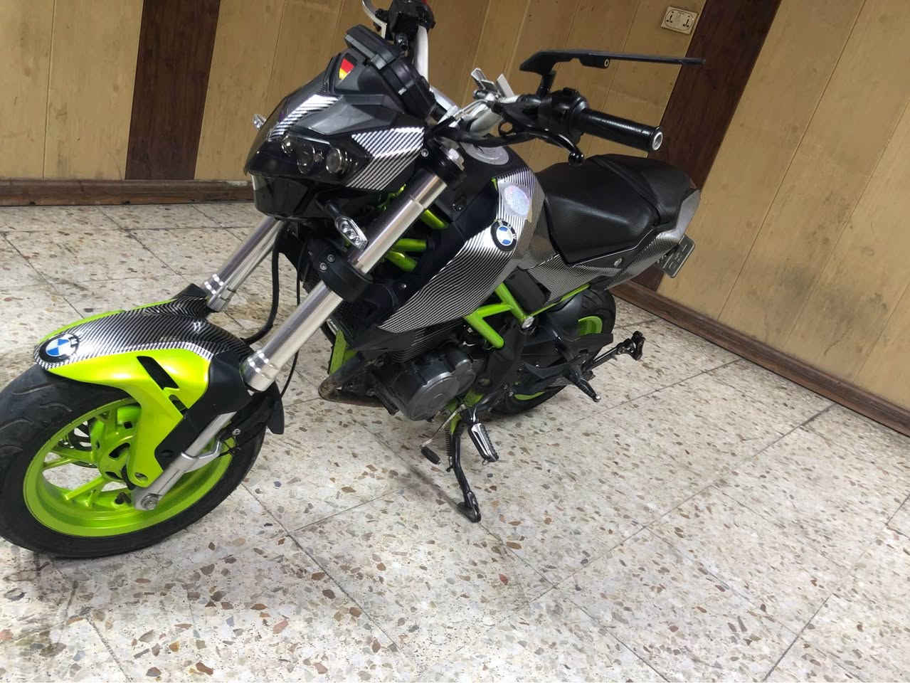 سلام عليكم دراجه بنيلي الدراجه بيه هواي اضافه حلوه مثل كاربون مخلفن اصلي وصالنصه رياضي وبلادي موجود الدراجه مرقمه وسنويه كامله ثاني يوم تحويله سعر الدراجه 14بيه ورقه بيه مجال بصيط الاستفسار ع هذا الرقم*********** بغداد, العراق
