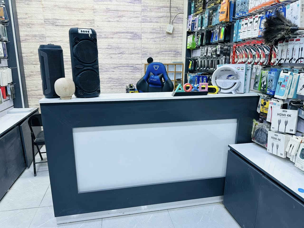 السلام عليكم محل جاهز بسعر مناسب تريد تترزق بي او بس الغراض او الغراض مع الديكور بسعر مناسب جدا العنوان بصره مطيحه للأستفسار واتساب او تصال 
‭0772 834 8323‬  مكلف بنشر
