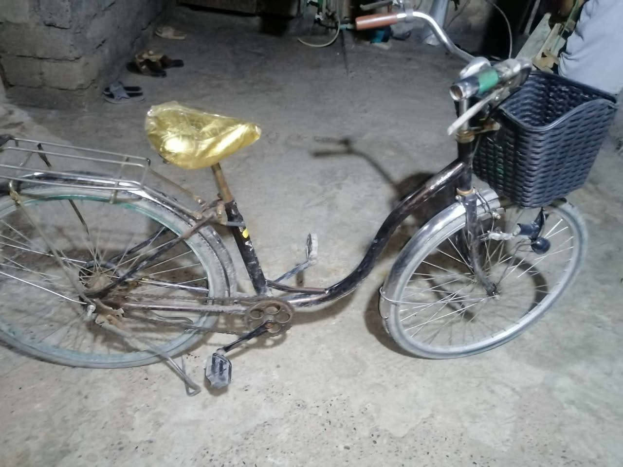 بايسكل للبيع حجم 26 نضيف مكان أيسر موصل, نينوى


**إذا كنت صاحب هذا الإعلان وتريد حذفه لأي سبب، رجاءا أرسل رسالة إلى الدعم الفني**