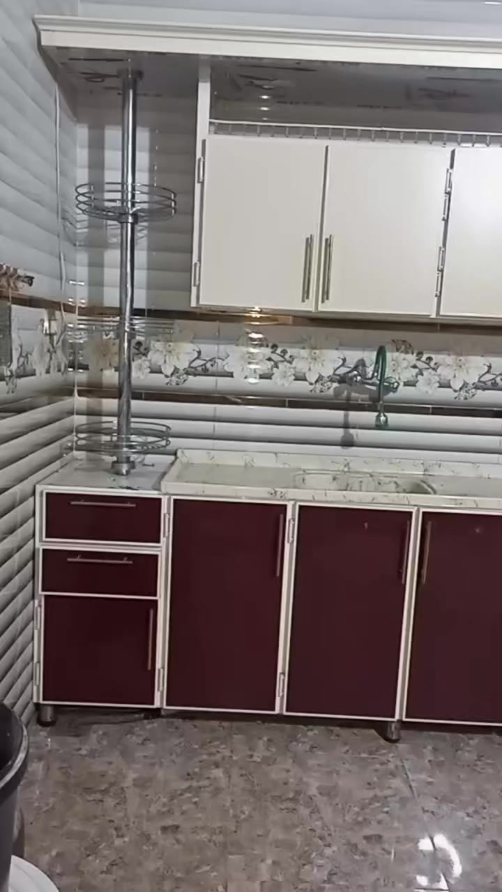 كاونتر للبيع أخو الجديد مكان الرمادي للتواصل ***********
