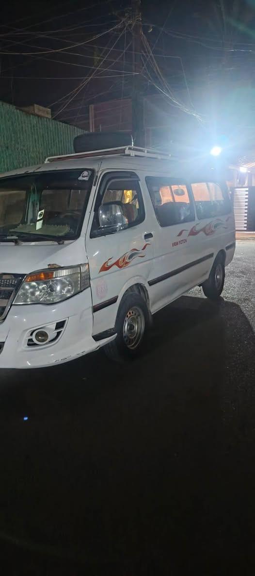 فوتون موديل 14حره ب اسمي ما مطلوبه ولا ربع نظيفه محرك جديد كير اكسل كلهه كفاله شلعه ومعدل تاكل الكاع  بيهه شاشه واربع سماعات محرك مينقص سيسي من التبديله للتبديله كهربائيات كيجات كلهه شغاله السعر75وبيهه مجال رقم  ***********  مكاني بغداد البياع
