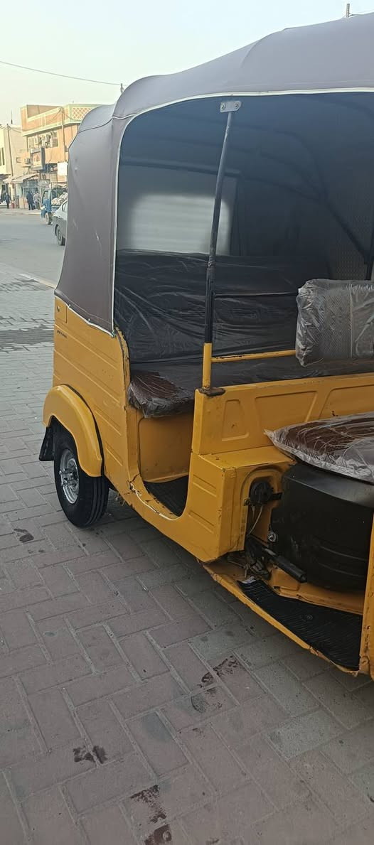 سلام عليكم تكتك للبيع مديل ٢٠٢٠/٨اوراق المصطفى كامله اي نقص مابيه مكاني بغداد الحريه ***********
