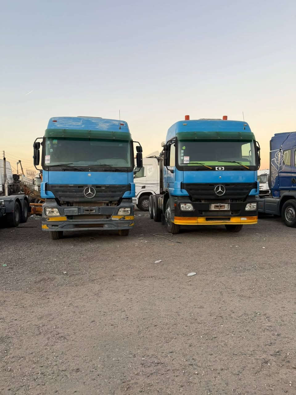 سلام عليكم ورحمة الله وبركاته 

اكتروس عدد (٣) فحل 🚚

حجم (٣٣٤٠) لون ازرق

تخم تاير جديد خليجيات 

گير فتيس 

معرض البركات العنوان : البصره-الزبير-شارع سفوان 

للتصال (***********)
