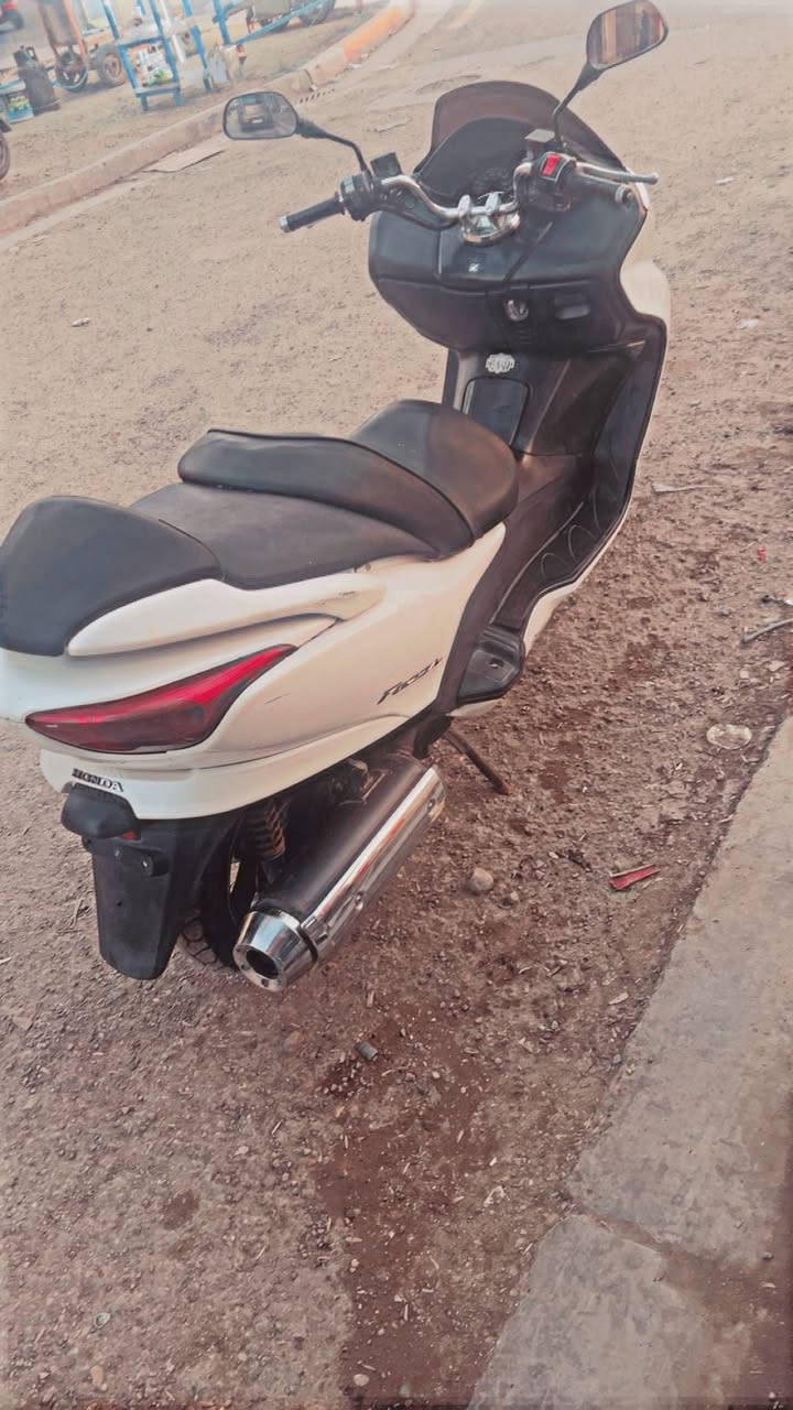 دراجه بصمه البيع 

حي وار جامع فردوس 

*********** 
موجود بس وتساب
